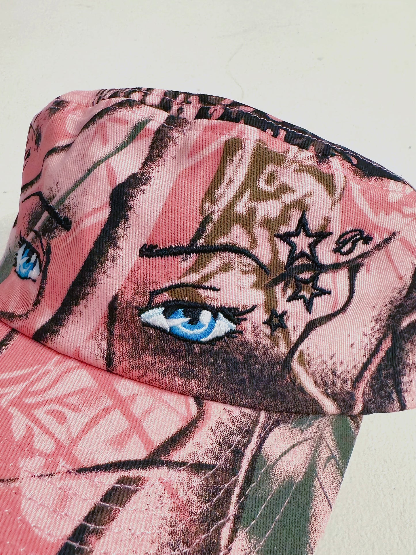 KL x Bruna Magalhães Hat - Pink Realtree