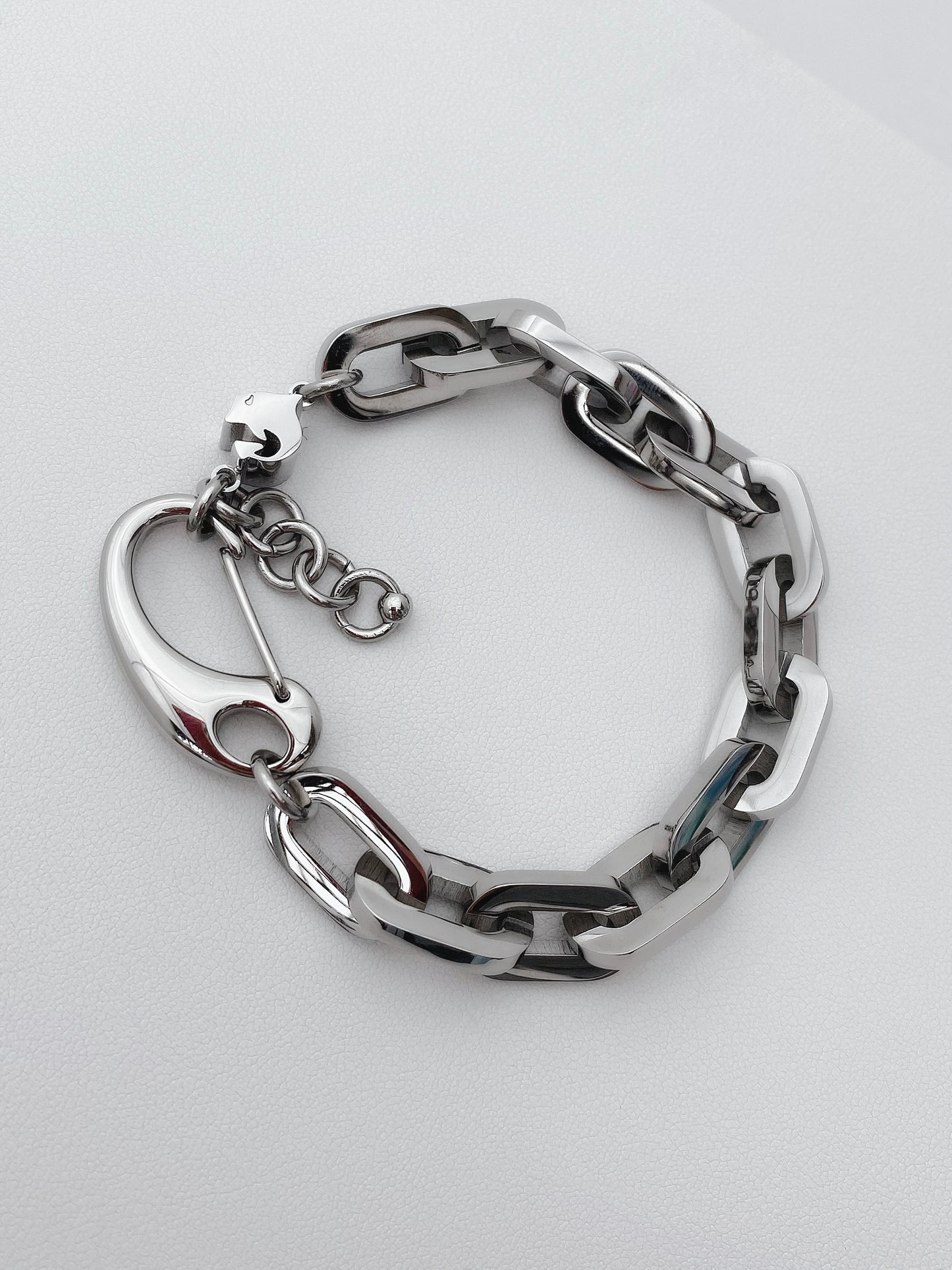 Hyper Link Bracelet