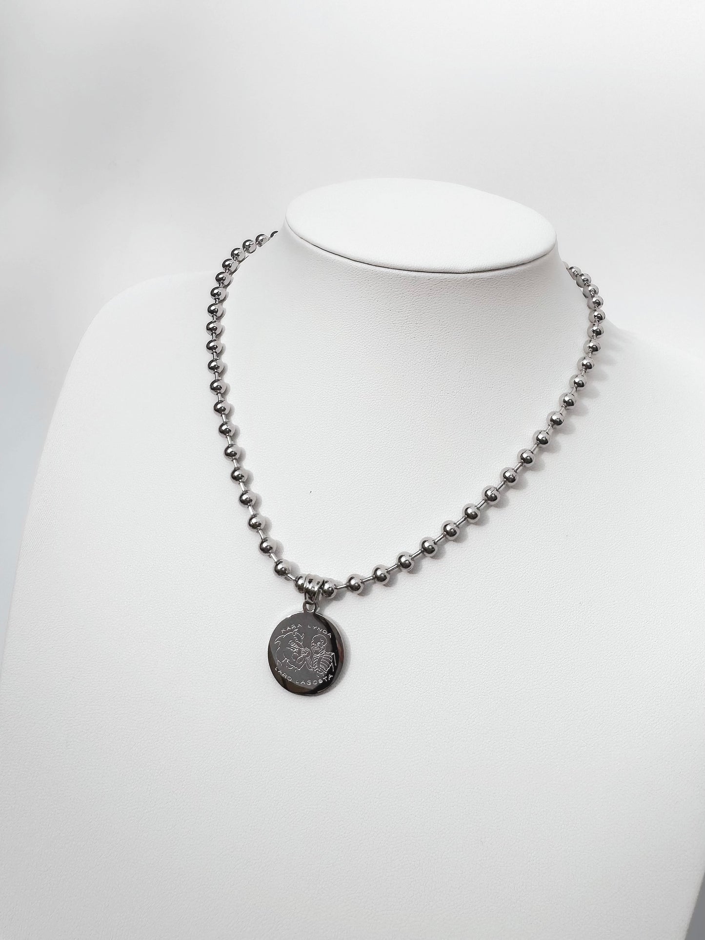 KL x Laro Lagosta NSNQS necklace 2.0
